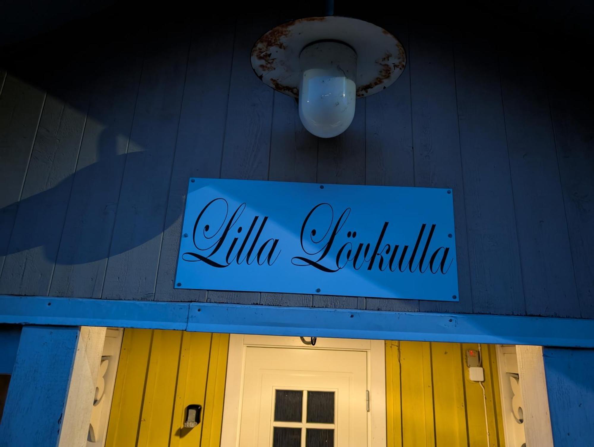Lilla Loevkulla Villa Ostra Frolunda Ngoại thất bức ảnh